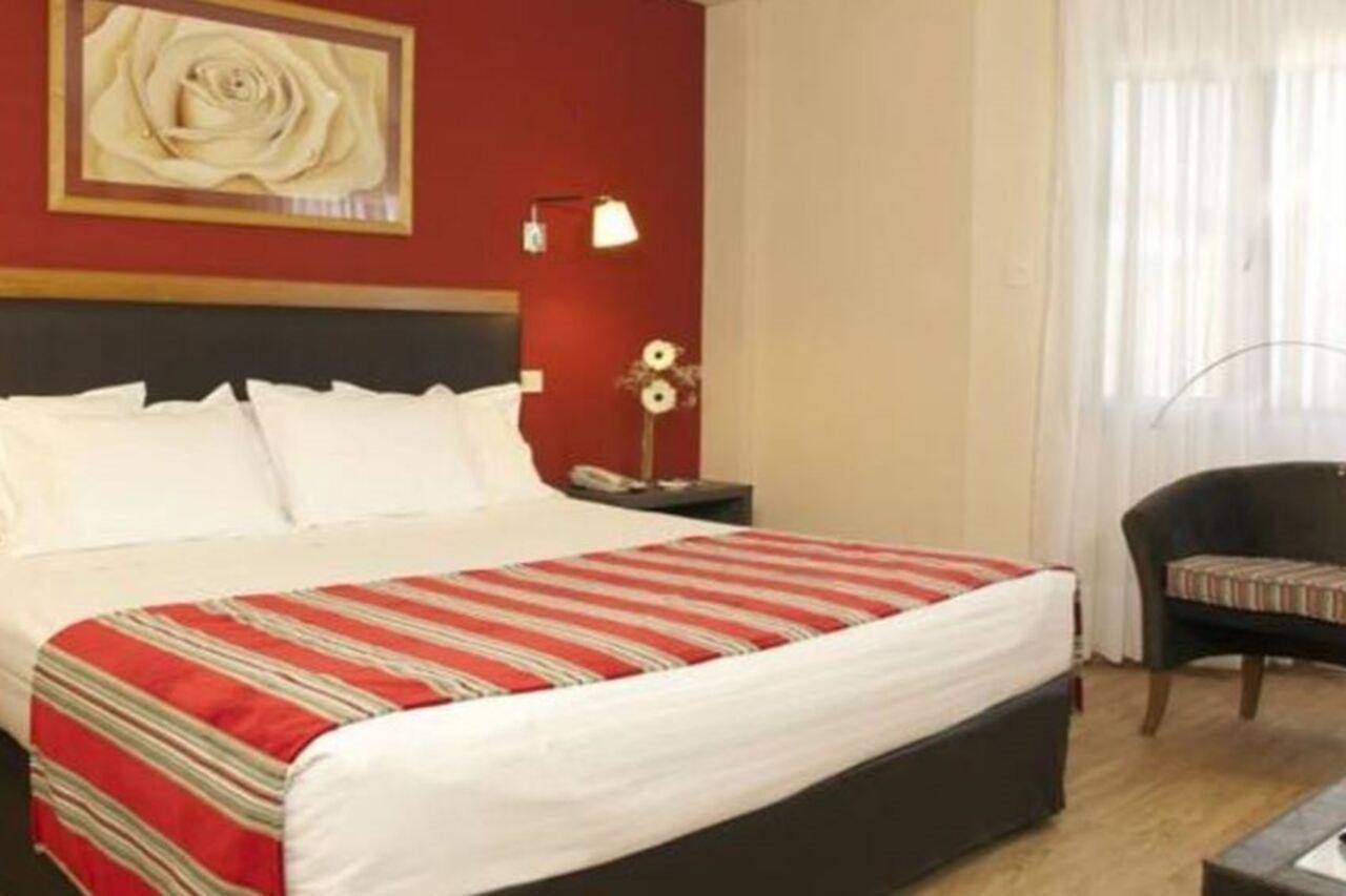 Land Express Neuquen Otel Dış mekan fotoğraf