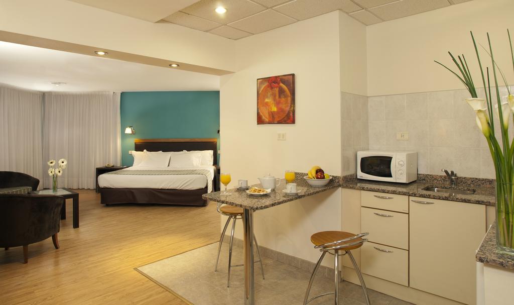 Land Express Neuquen Otel Dış mekan fotoğraf