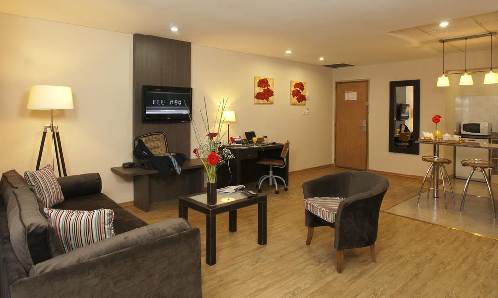 Land Express Neuquen Otel Dış mekan fotoğraf